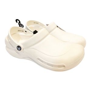 NWT Crocs Work Specialist White Clogs 10073-100 No Vents Mens Sz 7 Womans Sz 9